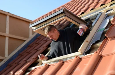 Pose de fenêtres de toit Velux à Villouxel